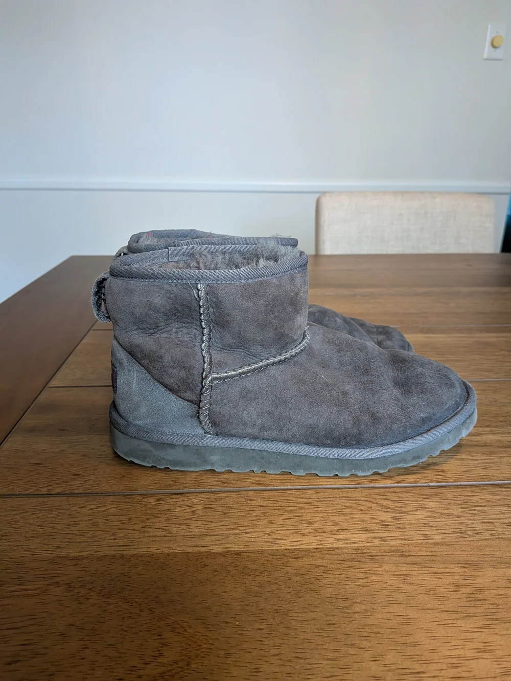 UGG kids classic